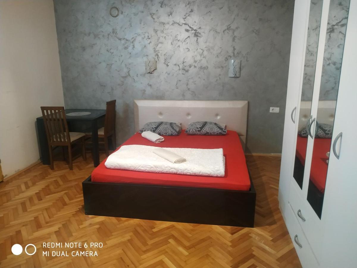 Old Town Podgorica Apartments ภายนอก รูปภาพ